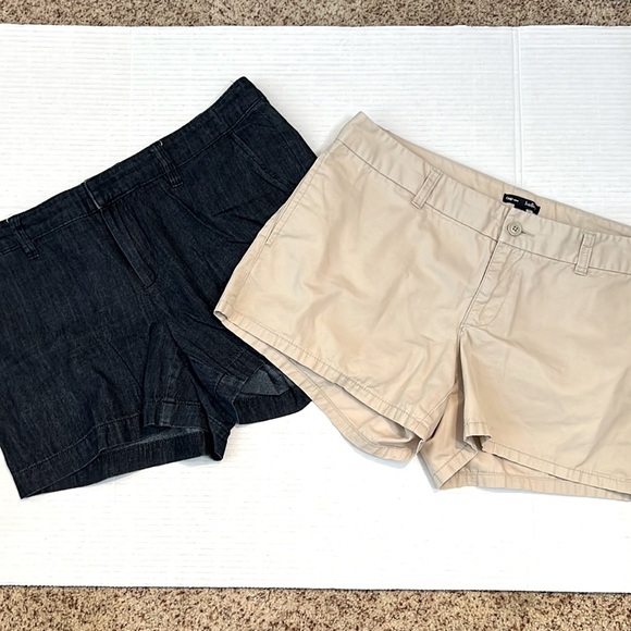 GAP Hadley Womens Denim and Khaki Cotton Shorts Size 12